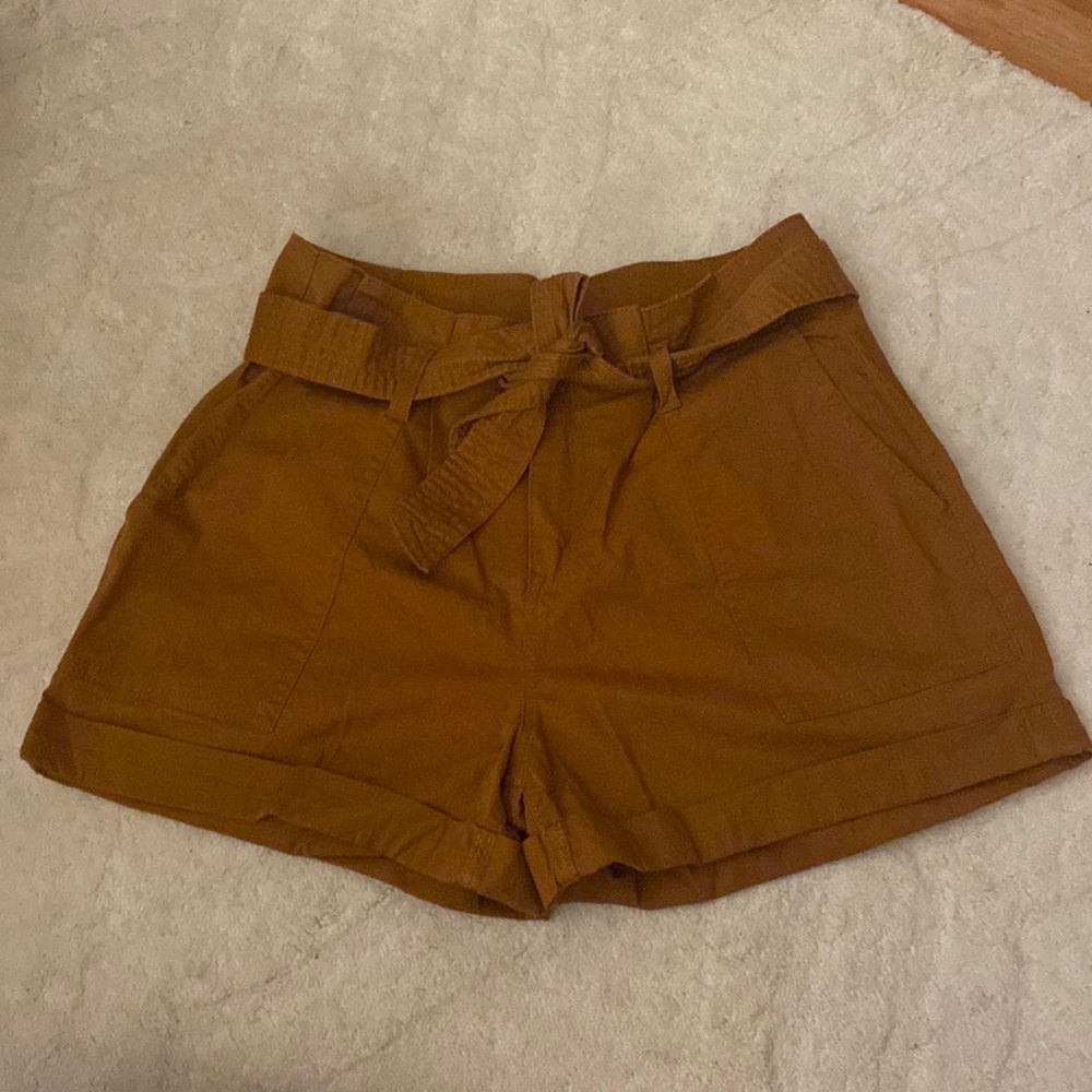 Vanilla star shorts